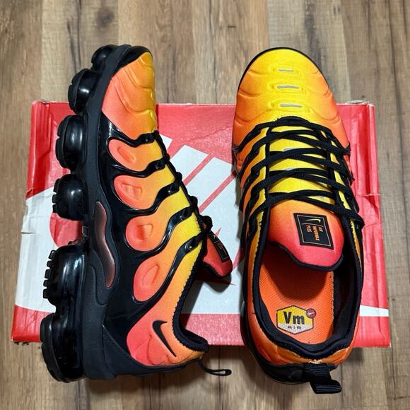2018 Nike Air Vapormax Plus Sunset Black Total Orange